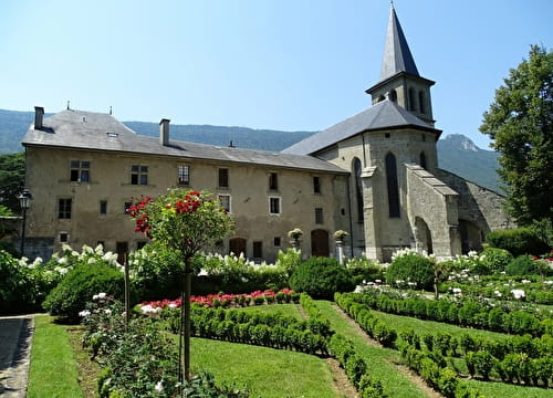 Journées Européennes du Patrimoine : Un prieuré clunisien et son écrin de jardins